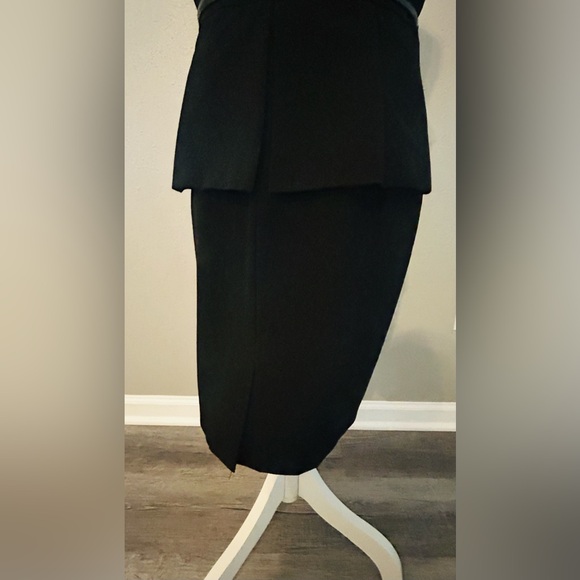 CALVIN KLEIN Elegant Formal Black Belted Dress size 12 Excellent Condition - Picture 6 of 14
